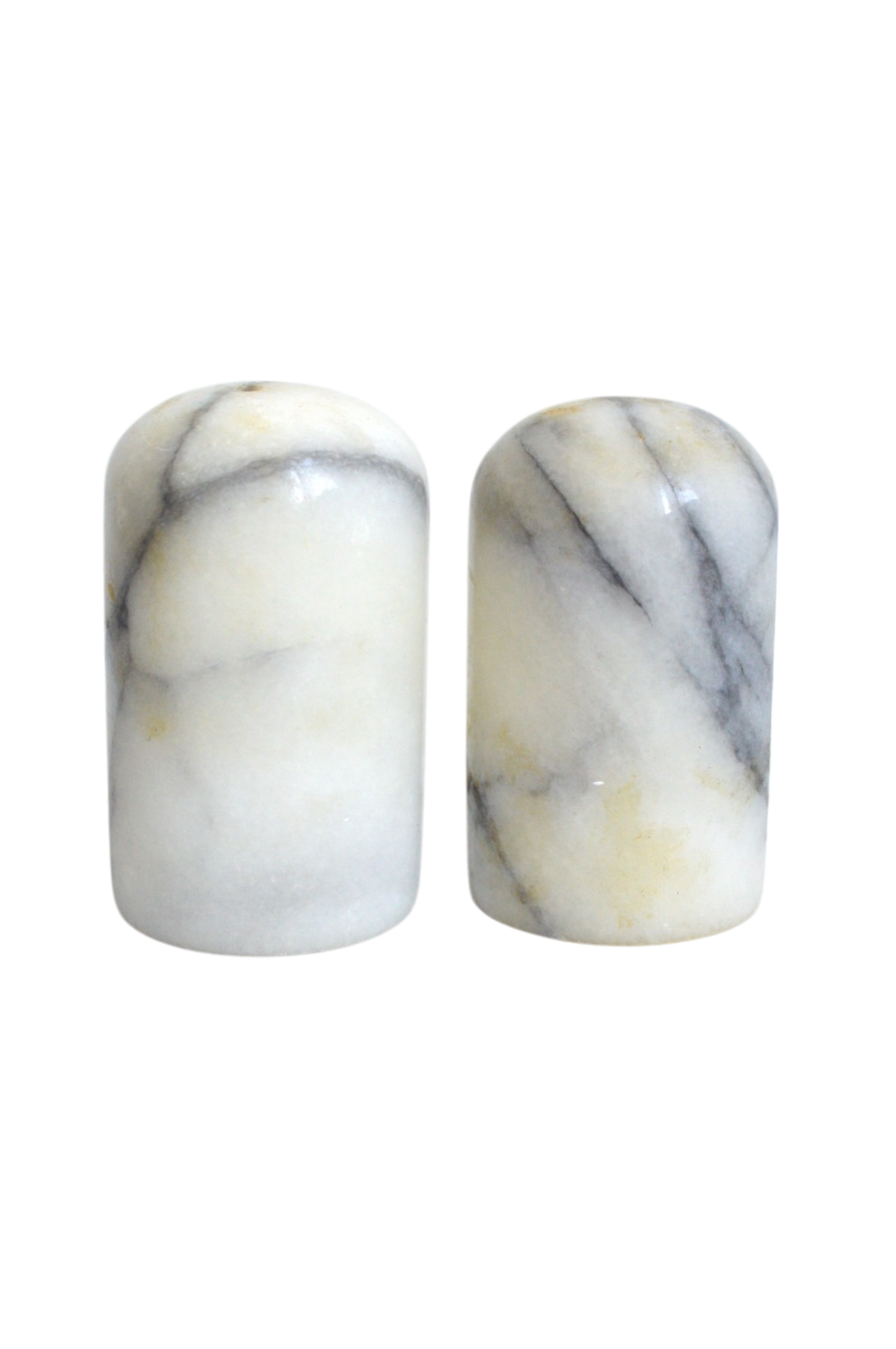saliere-et-poivrière-en-marbre
