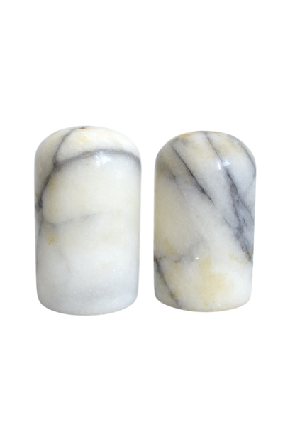 saliere-et-poivrière-en-marbre