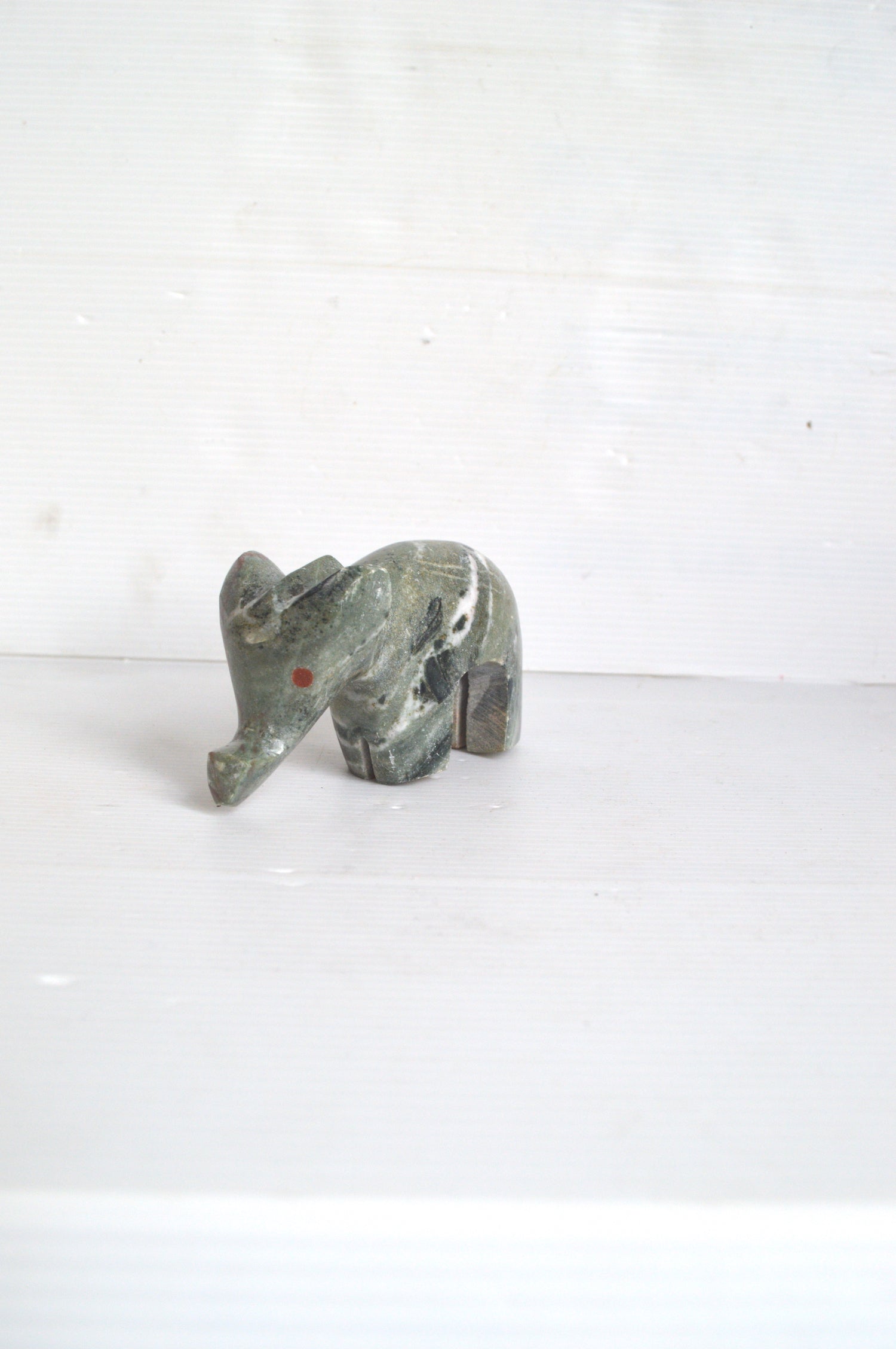 sculpture-elephant-marbre