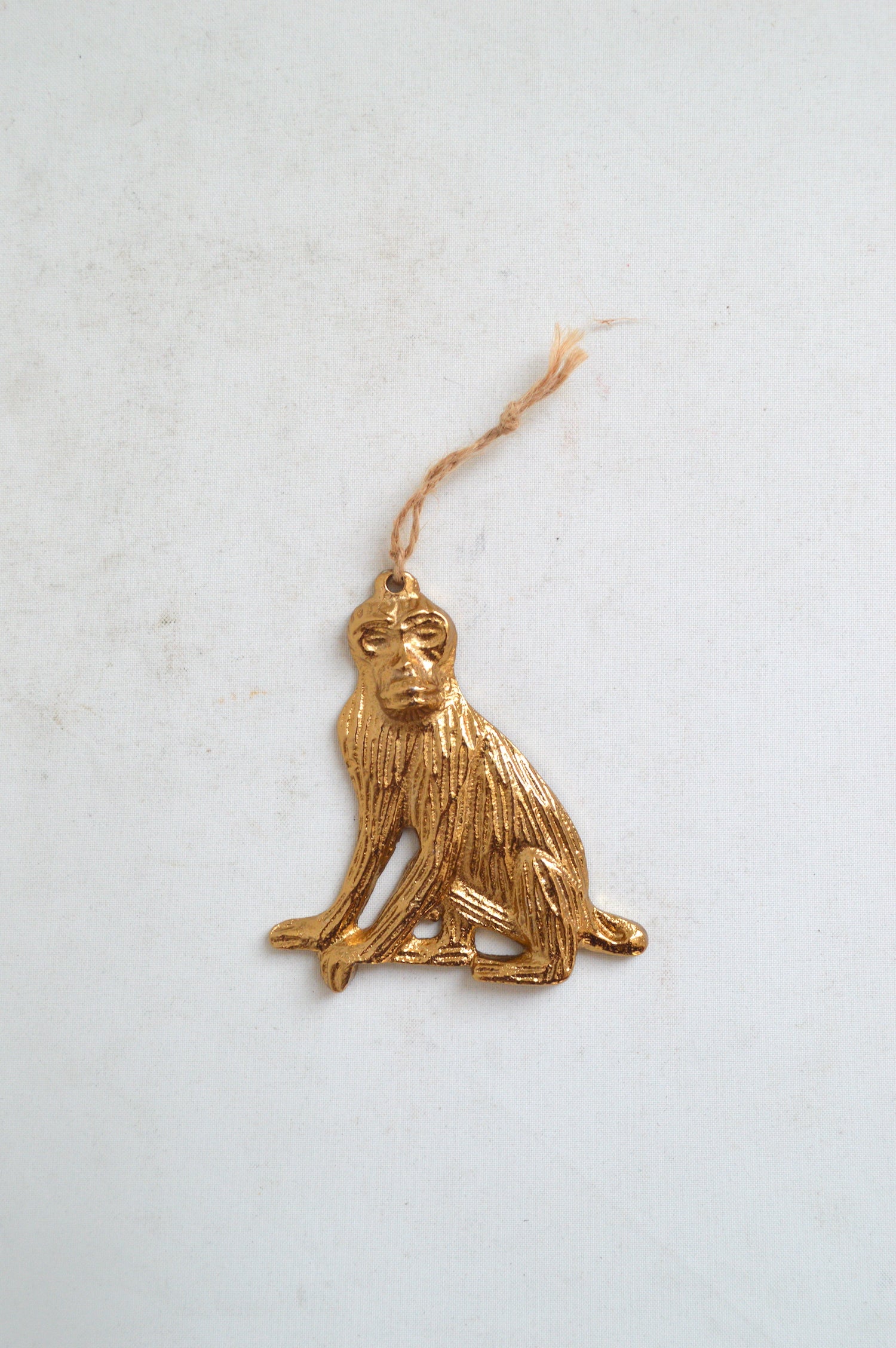 singe-en-métal