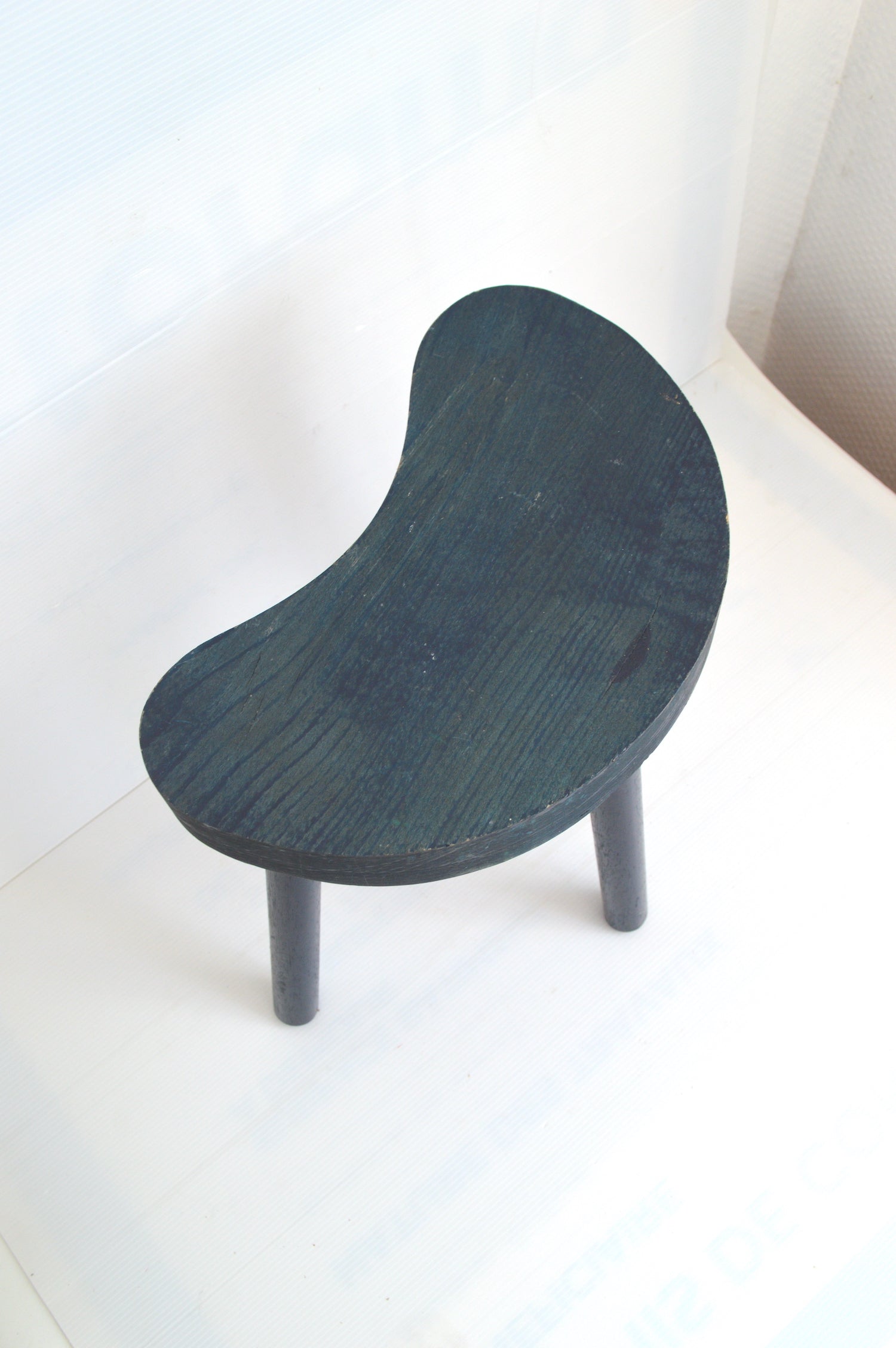 tabouret-retro-en-bois