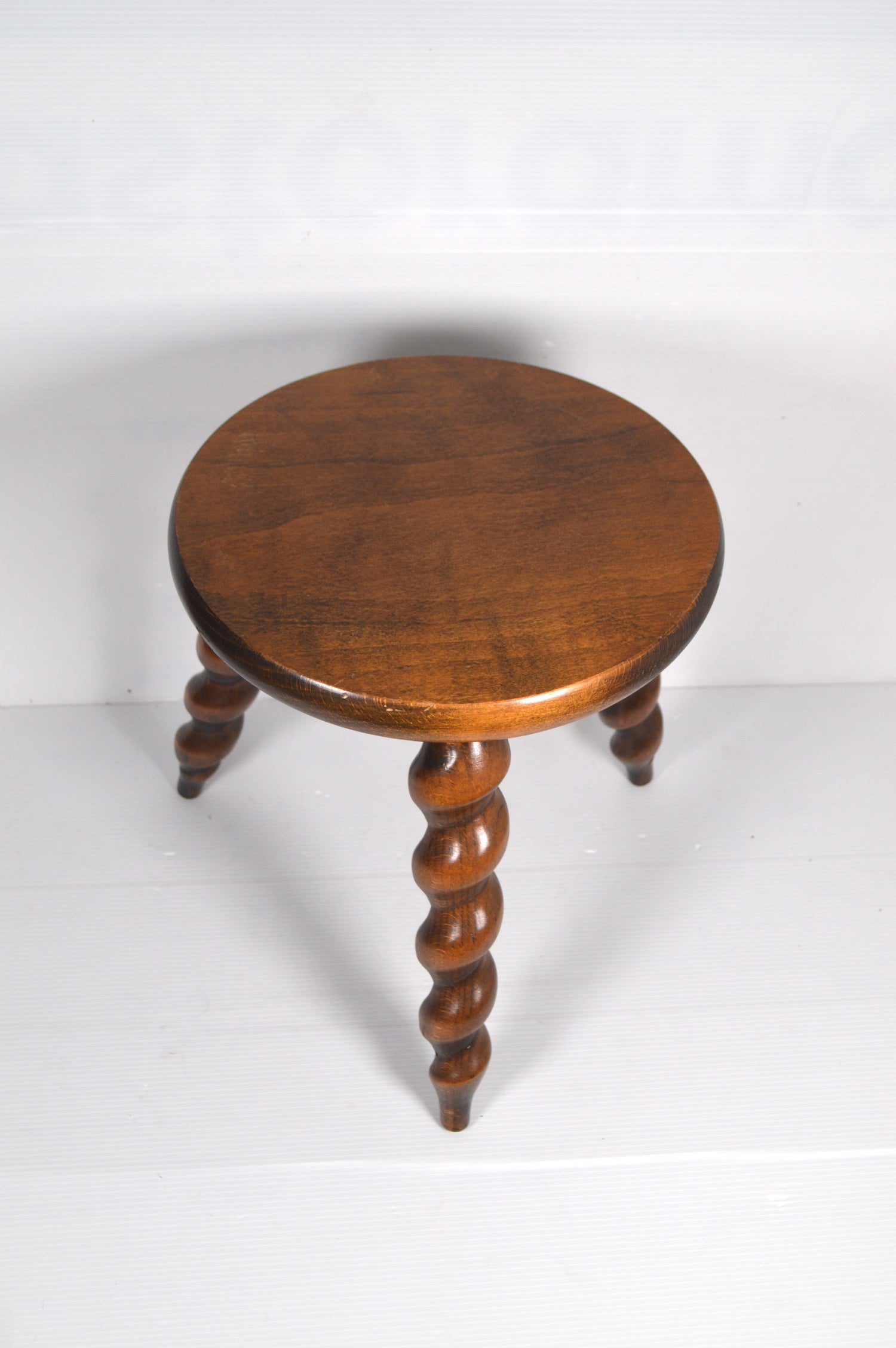 tabouret-tripode
