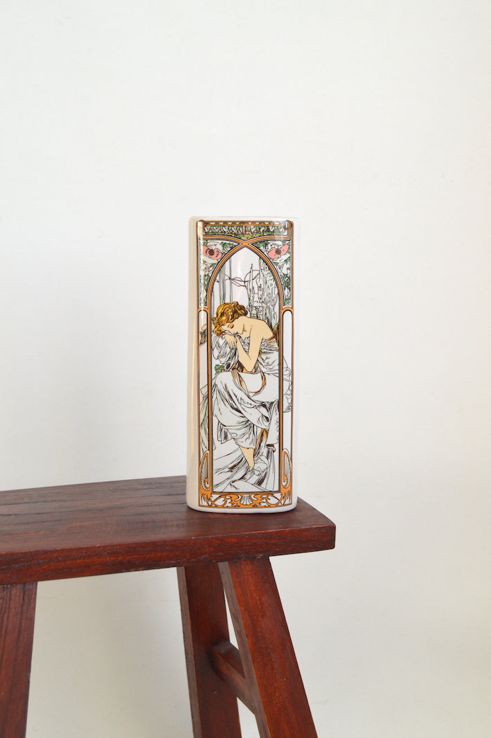 vase-le-repos-de-la-nuit