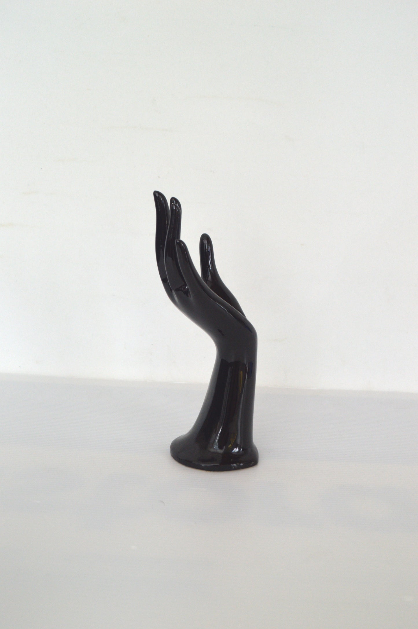 vase-main-vintage