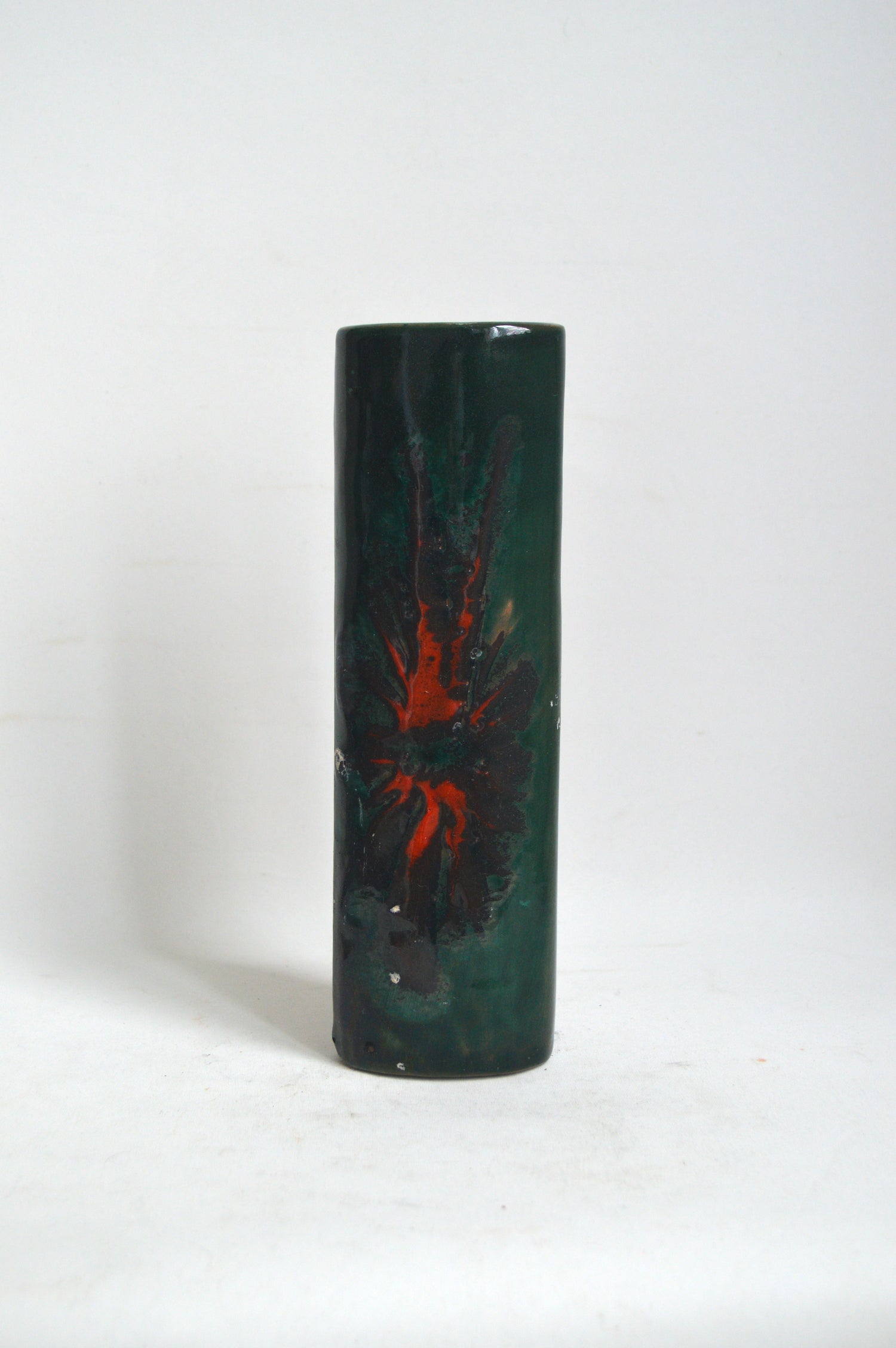 vase-mural-vintage