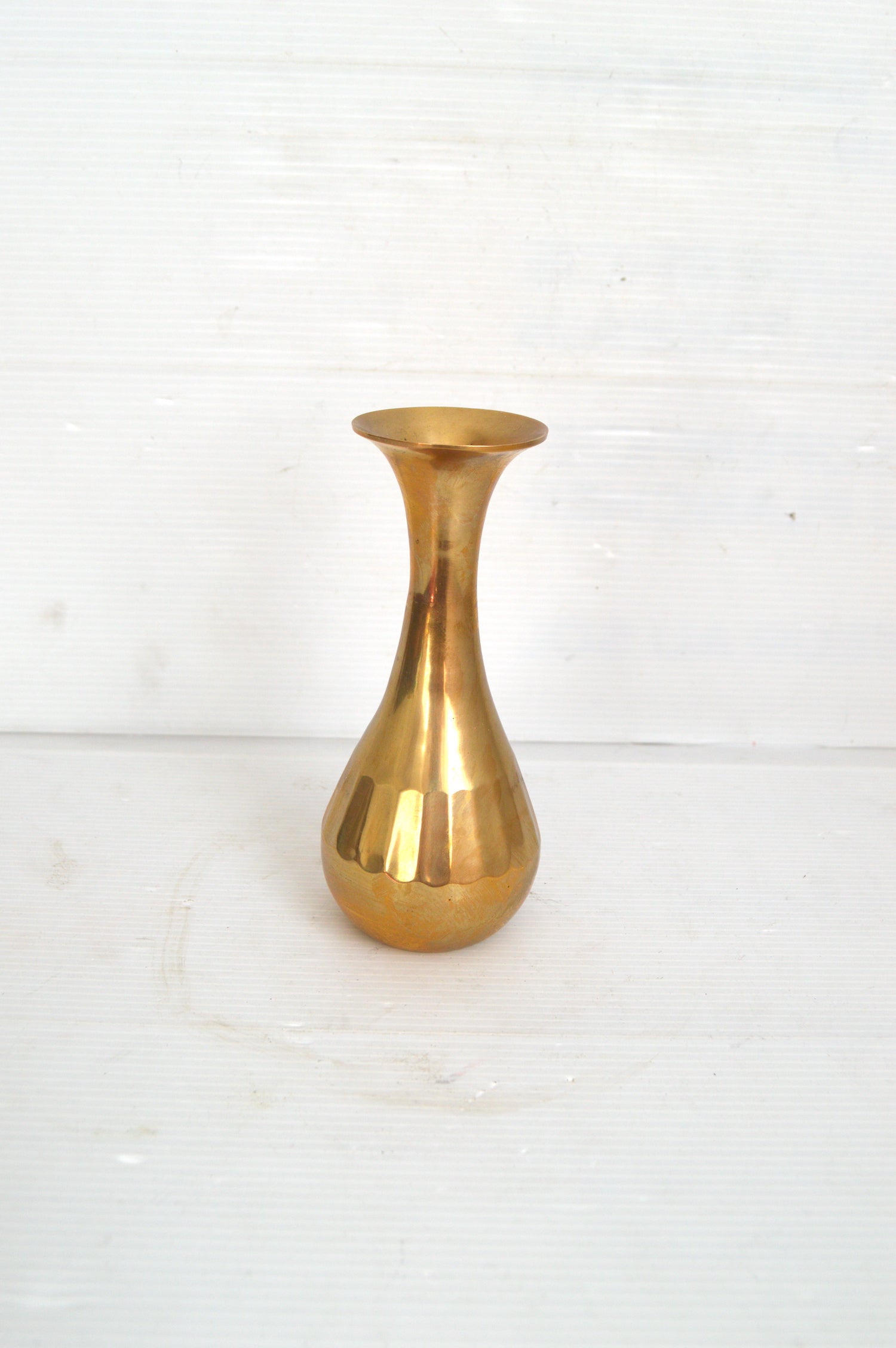 vase-vintage-doré