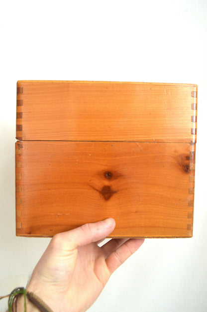 Boîte vintage en bois