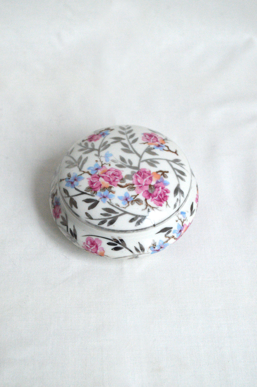 Boîte en porcelaine
