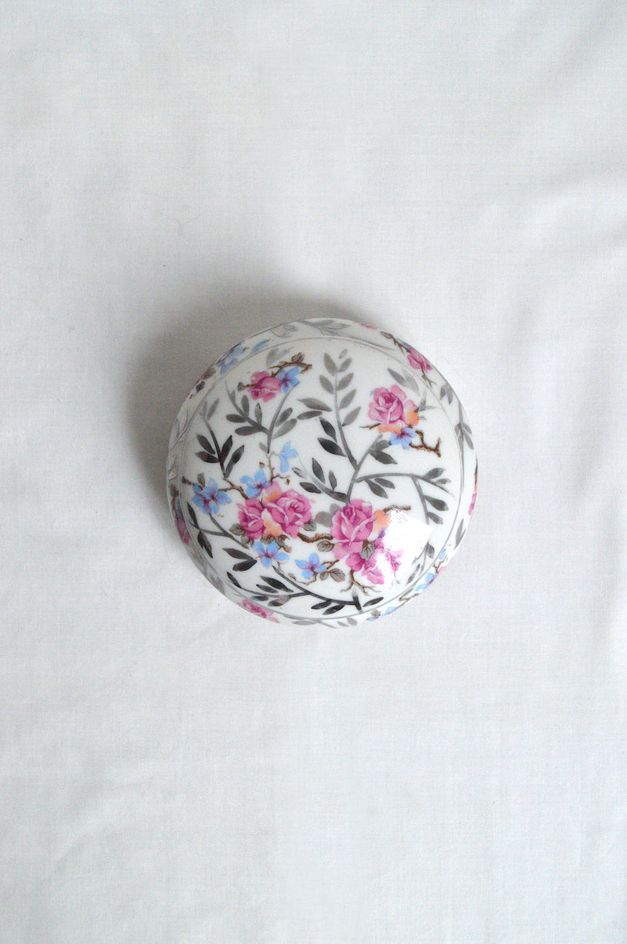 Boîte en porcelaine