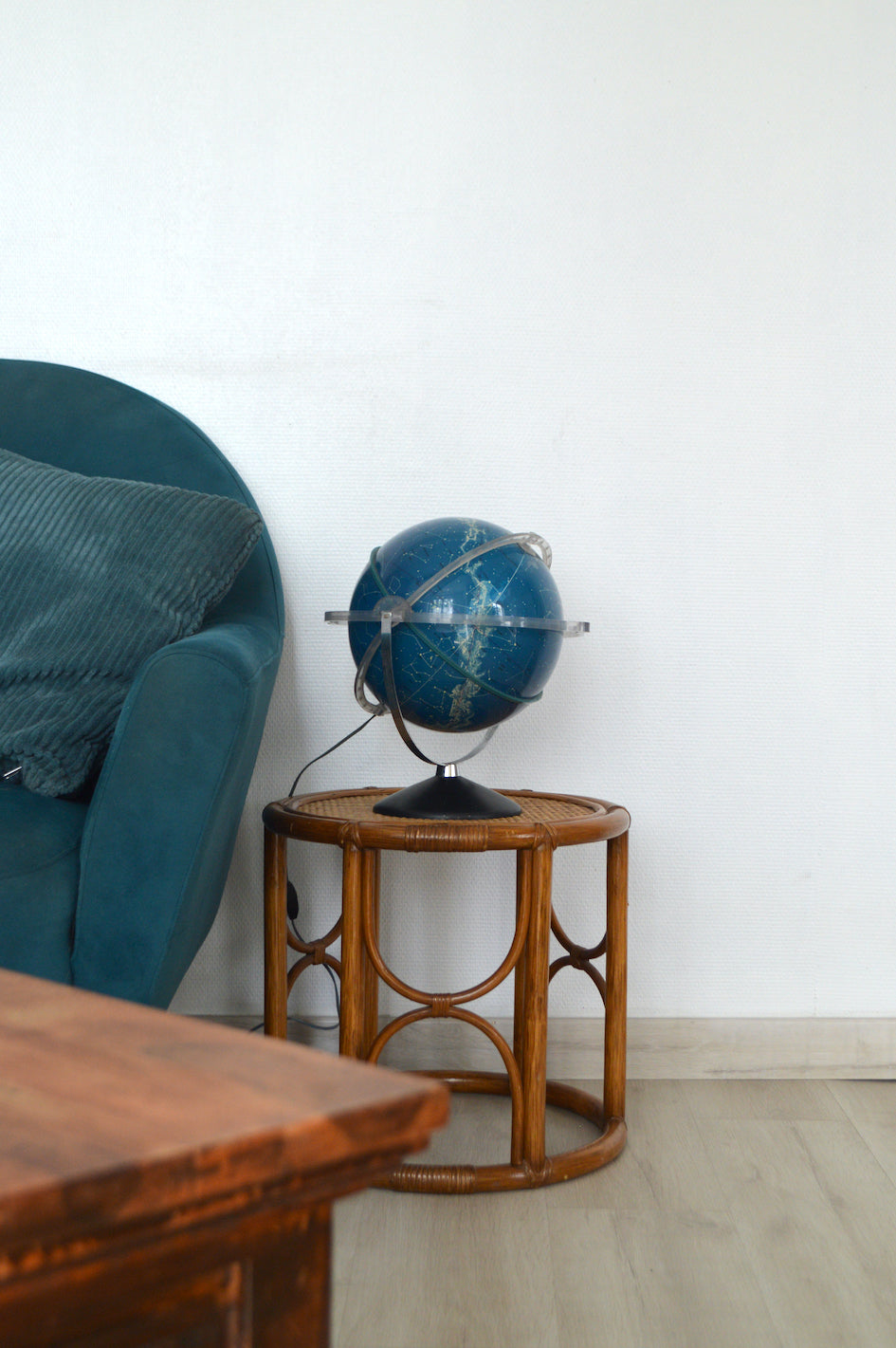 Globe céleste Alpha lumineux